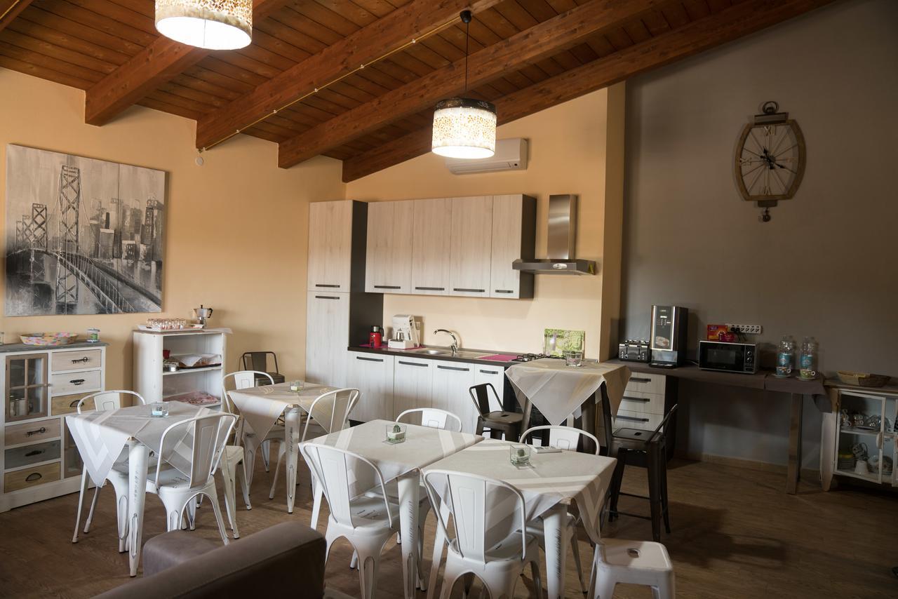 Room & Breakfast Le Magie Sindia Esterno foto